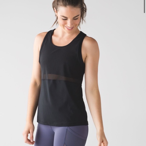 Lululemon Fast As Light 2-In-1 Tank 6 - Picture 4 of 16